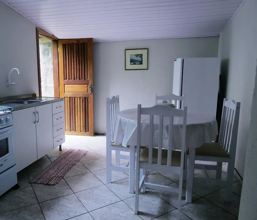 Casa de Férias Solar Vovó Emma House Vila Penha